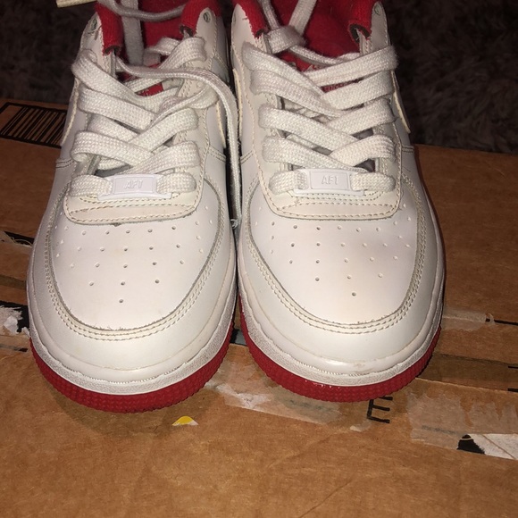 Nike Air Force 1 - Picture 3 of 5